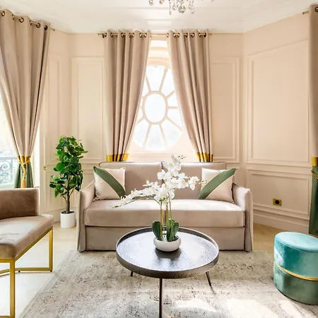 Merveil - Luxury - Louvre - Ours I Parigi